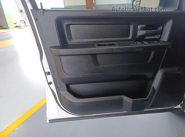 1C6RR7STXPS531449 2023 RAM 1500 CLASSIC  Հետևի տեսք