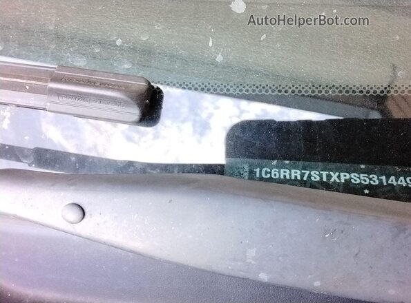 1C6RR7STXPS531449 2023 RAM 1500 CLASSIC  Առջևի վահանակի տեսք