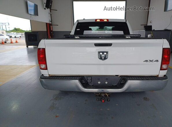1C6RR7STXPS531449 2023 RAM 1500 CLASSIC  Սարքավորումների վահանակի տեսք