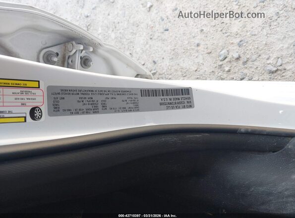 1C6SRFBT2MN725088 2021 RAM 1500 Белый Вид подкапотного пространства