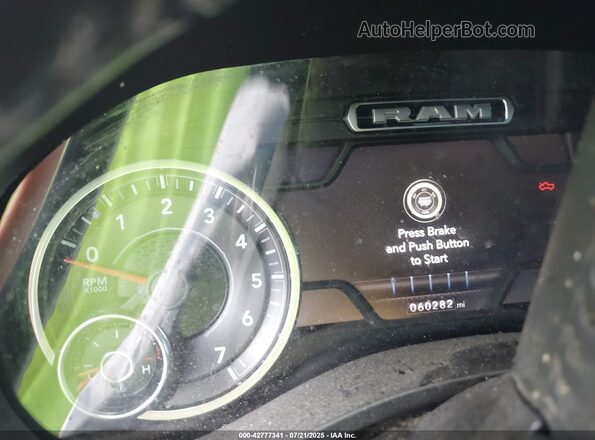 1C6SRFFT1MN669459 2021 RAM 1500 Green Vista de los asientos traseros