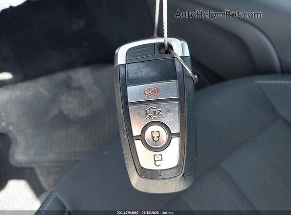 1FA6P8CF6M5139519 2021 FORD MUSTANG Синий Вид панели приборов