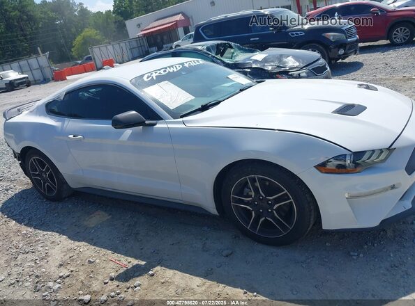 1FA6P8TH2M5151703 2021 FORD MUSTANG White Widok wnętrza z tyłu