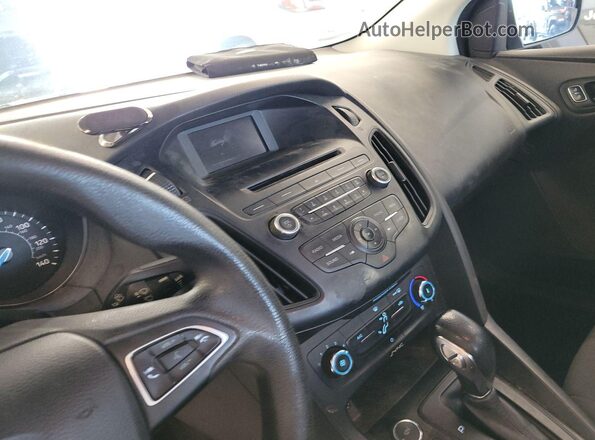 1FADP3E29HL211822 2017 FORD FOCUS  Вид ззаду