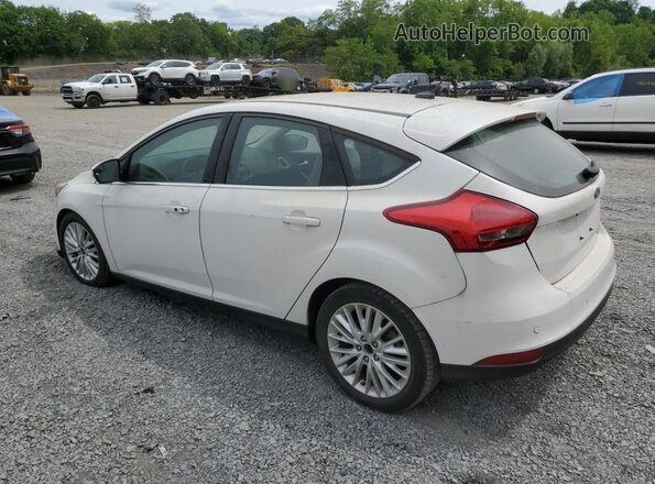 1FADP3N23JL288255 2018 FORD FOCUS White Tył lewy