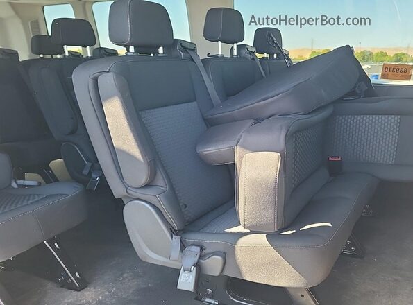 1FBAX9CG3PKC04601 2023 FORD PASSENGER  Հետևի ձախ
