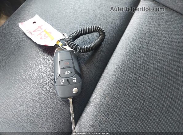 1FBAX9Y83RKB87058 2024 FORD PASSENGER White Вид панелі приладів