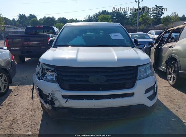 1FM5K8AR0HGD07517 2017 FORD POLICE INTERCEPTOR Белый Вид панели приборов