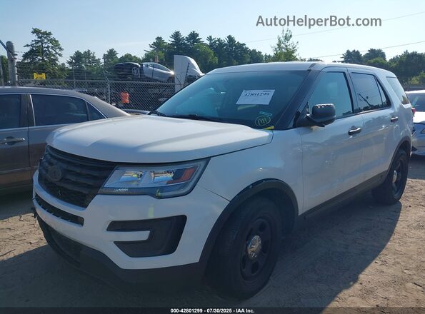 1FM5K8AR0HGD07517 2017 FORD POLICE INTERCEPTOR Белый Передняя левая четверть