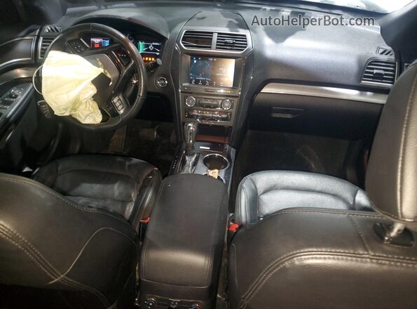 1FM5K8D87JGA17056 2018 FORD FORD EXPLORER Silver 