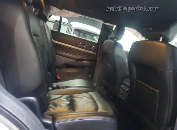1FM5K8D87JGA17056 2018 FORD FORD EXPLORER Silver 