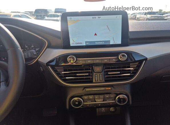 1FMCU9G68NUB40941 2022 FORD ESCAPE  Vista del compartimento del motor