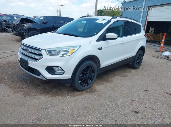 1FMCU9GD7JUB38526 2018 FORD ESCAPE White Przód lewy