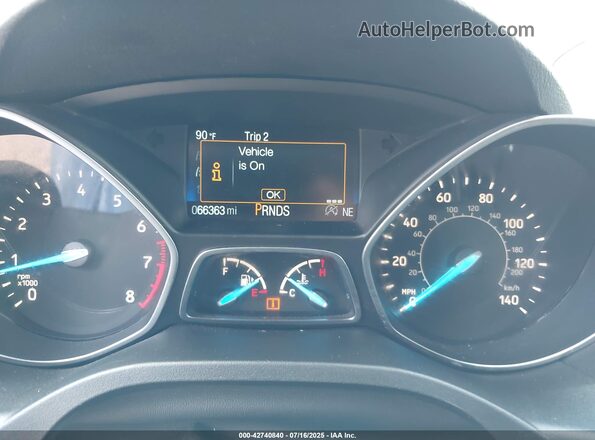 1FMCU9GD7JUB38526 2018 FORD ESCAPE White Widok tylnych siedzeń