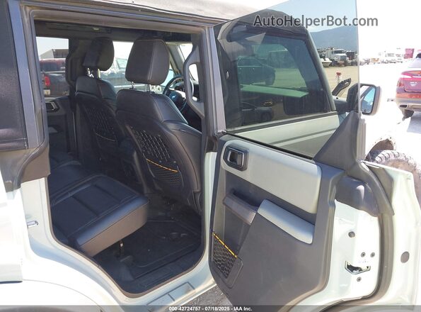 1FMEE5DH3NLA71103 2022 FORD BRONCO Gray VIN կոդի պիտակի տեսք