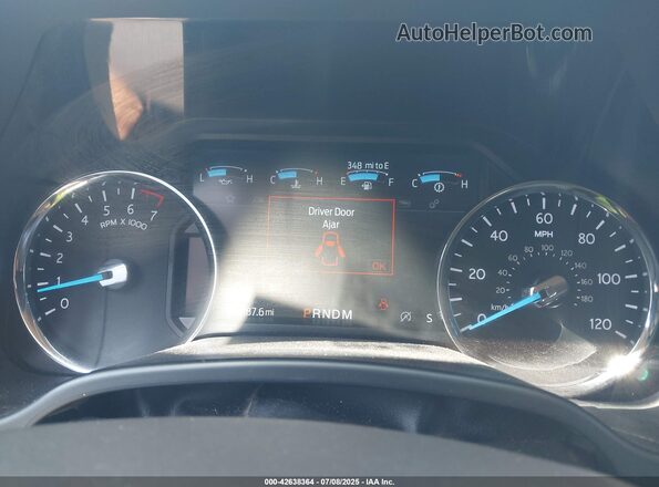 1FMJU1JT7MEA04526 2021 FORD EXPEDITION Maroon Widok tylnych siedzeń