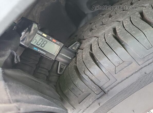 1FMSK7DH5MGA96759 2021 FORD FORD EXPLORER  Вид салона спереди