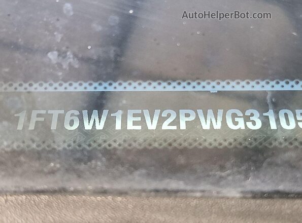 1FT6W1EV2PWG31052 2023 FORD F-150 LIGHTNING  Вид спереду