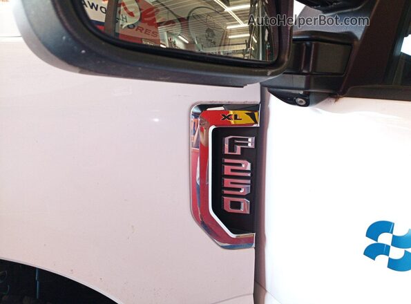 1FT7W2B63HEF01103 2017 FORD F-250  