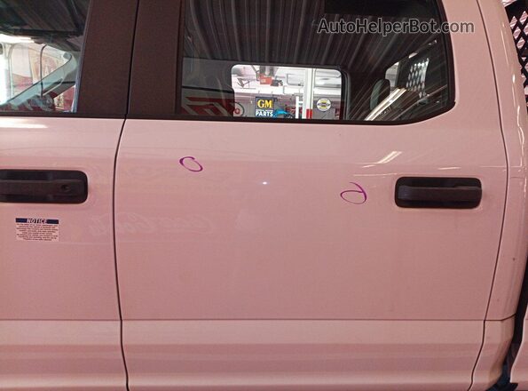 1FT7W2B63HEF01103 2017 FORD F-250  Vista tres cuartos delantera izquierda