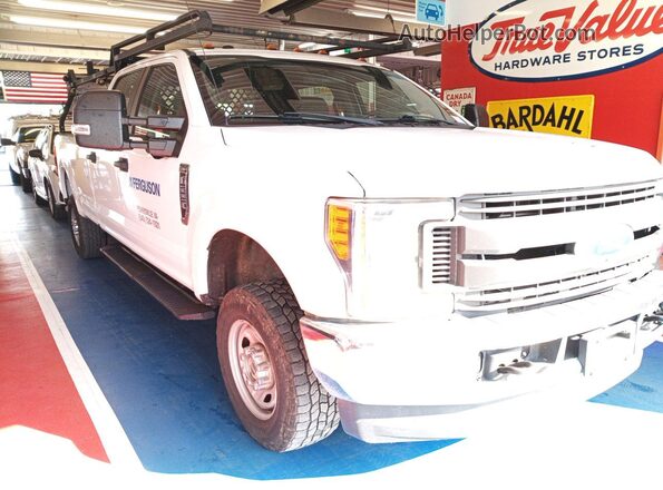 1FT7W2B63HEF01103 2017 FORD F-250  Vista trasera