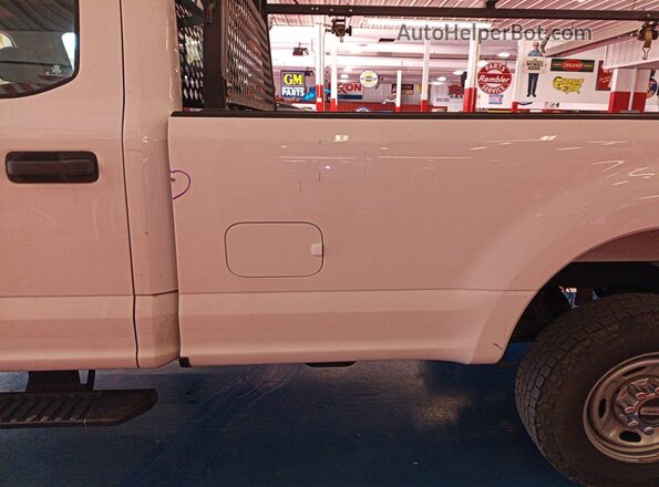 1FT7W2B63HEF01103 2017 FORD F-250  