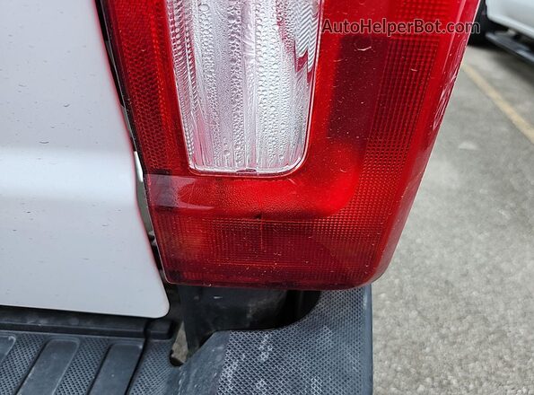 1FT7X2BA9PEC24201 2023 FORD F-250  Vista del compartimento del motor
