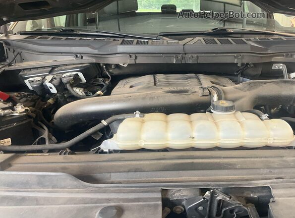 1FTEW1C83MKE70190 2021 FORD F150  Vista de los asientos traseros
