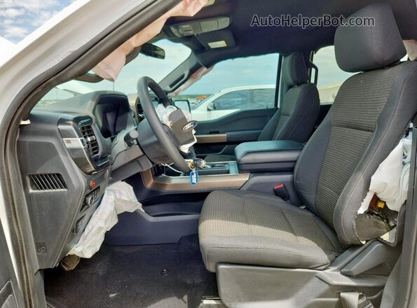 1FTEW2LP8RFB35388 2024 FORD F150 White Vista interior delantera