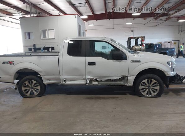 1FTEX1EP3HKE16850 2017 FORD F150 White Սալոնի հետևի տեսք