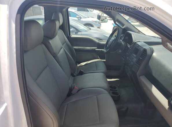 1FTMF1CP0GKD41301 2016 FORD F150 Белый Вид задних сидений
