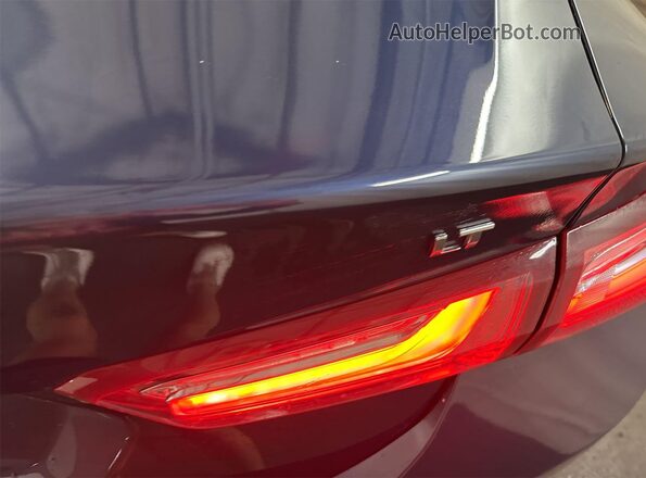 1G1ZD5ST9MF082564 2021 CHEVROLET MALIBU  Вид салону спереду