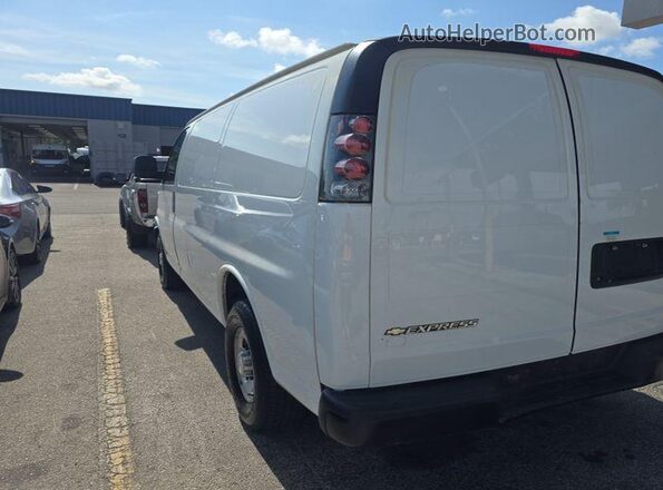 1GCWGAFP2M1166293 2021 CHEVROLET EXPRESS  უკანა სალონის ხედი