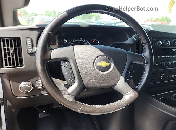 1GCWGAFP2M1303233 2021 CHEVROLET EXPRESS  Widok wnętrza z tyłu