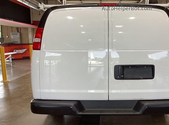 1GCWGAFP6M1222090 2021 CHEVROLET EXPRESS  Vista interior de 360 grados