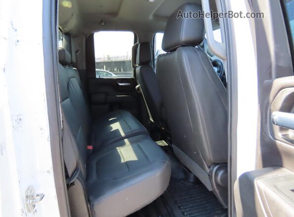 1GD29LEY8PF210895 2023 GMC SIERRA White 