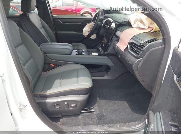 1GKENPKS2RJ181855 2024 GMC ACADIA White წინა სალონის ხედი