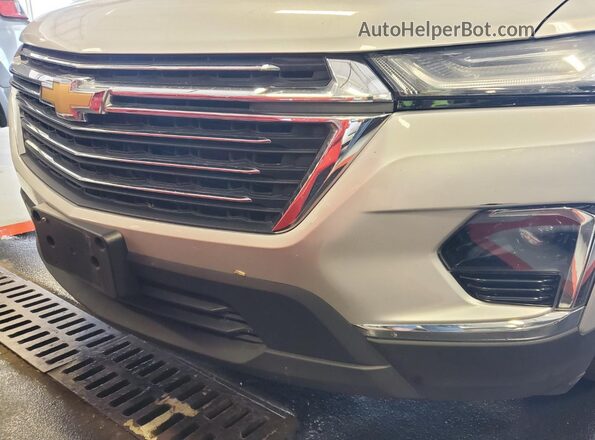 1GNEVGKW2NJ151559 2022 CHEVROLET TRAVERSE  Widok wnętrza 360 stopni