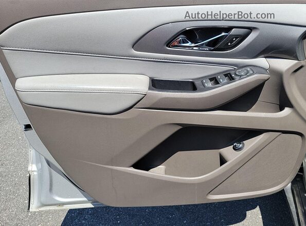 1GNEVGKWXMJ167930 2021 CHEVROLET TRAVERSE  360 interior view