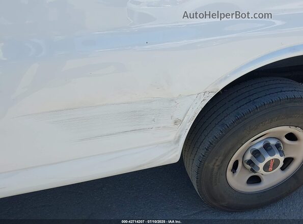 1GTW7AF73P1249137 2023 GMC SAVANA CARGO White 