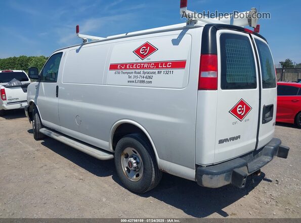 1GTW7AFG7K1210978 2019 GMC SAVANA 2500 White Trasero izquierdo
