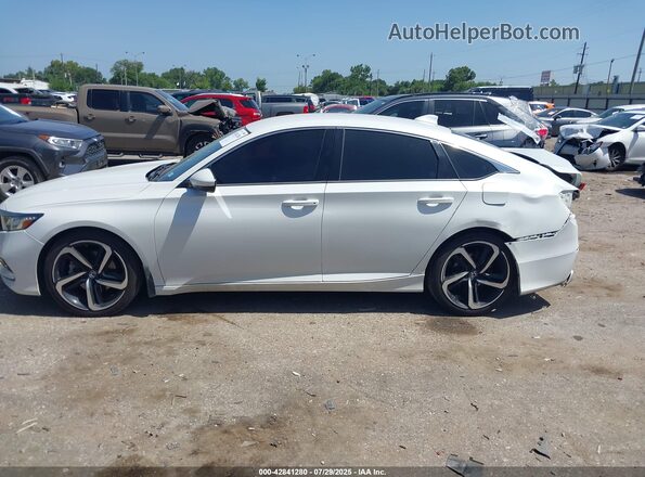 1HGCV1F33KA126471 2019 HONDA ACCORD SDN White 