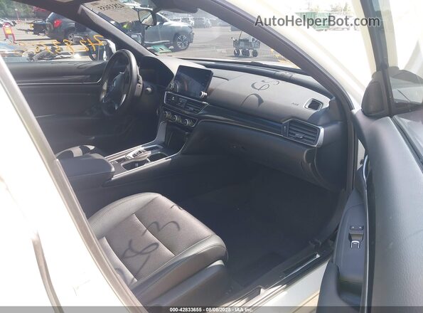 1HGCV2F3XKA036367 2019 HONDA ACCORD White Widok wnętrza z przodu