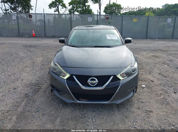 1N4AA6APXJC405644 2018 NISSAN MAXIMA Серебряный Вид щитка приборов
