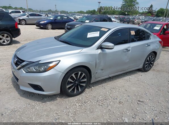 1N4AL3AP3JC198071 2018 NISSAN ALTIMA Серебряный Передняя левая четверть