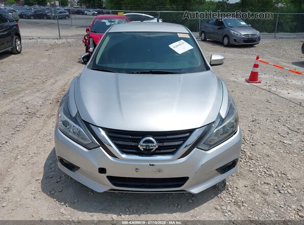 1N4AL3AP3JC198071 2018 NISSAN ALTIMA Серебряный Вид щитка приборов