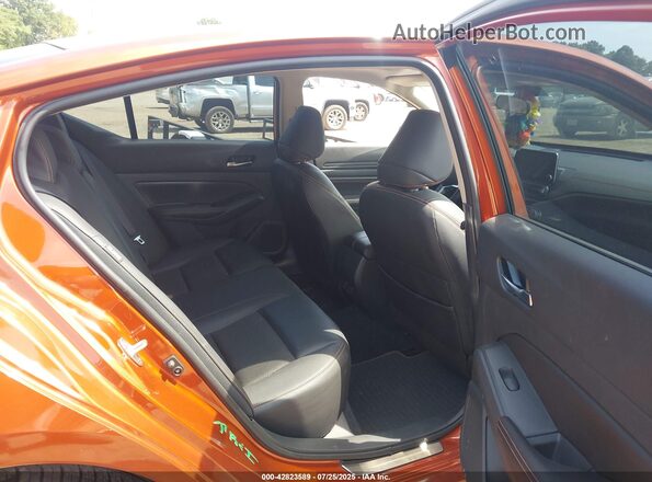 1N4AL4CV4NN363315 2022 NISSAN ALTIMA Orange 