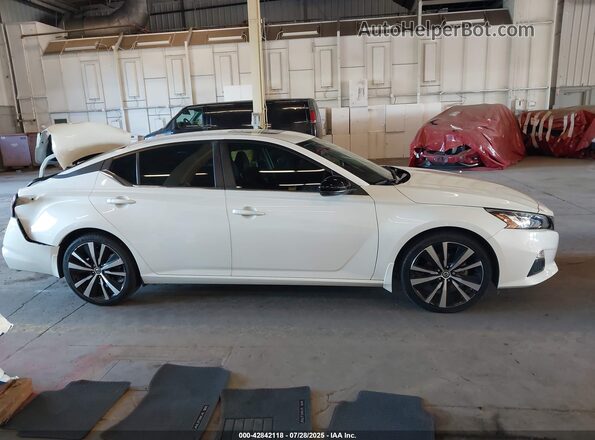 1N4AL4CVXMN392011 2021 NISSAN ALTIMA White 