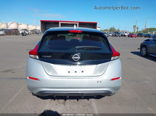 1N4AZ1BV3PC562787 2023 NISSAN LEAF Серебряный 
