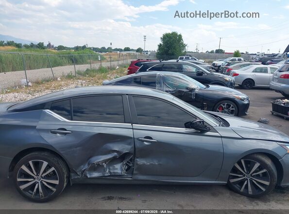 1N4BL4CV1MN337595 2021 NISSAN ALTIMA Gray Rear interior view